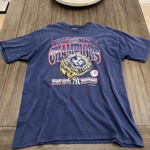 Vintage 1998 Yankees World Series Championship T-Shirt